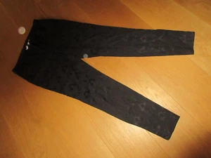 ladies New look black textured embossed capri tapered trousers, size 10 - Picture 1 of 5
