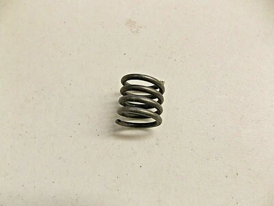 1 REEL SPRING ET11053 fit JOHN DEERE 180A 180B 180C 220A 220B 220C 260B 260C  - Image 1 of 2