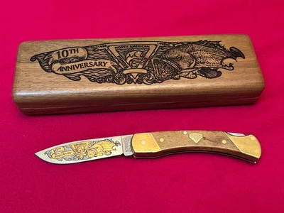 Faca Lockback SCHRADE EUA 10º ANIVERSÁRIO CLUBE DE PESCA NORTE-AMERICANO - QUASE PERFEITO - Imagem 1 de 4