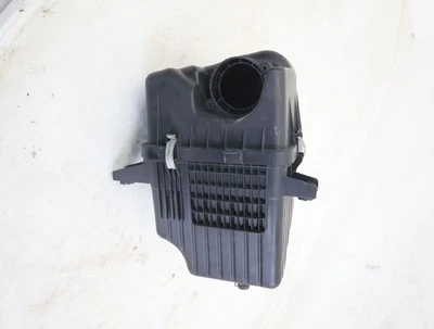 Caja filtro aire Suzuki GRAND VITARA 2 1370080K00000 1.9 95 KW 129 CV Diesel Foto 1 de 4