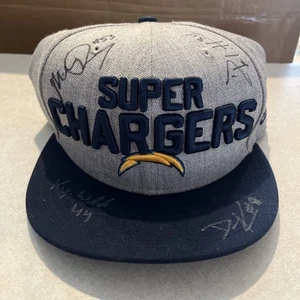 Cappello Berretto Autentico New Era NFL Chargers 59Fifty Fitted Autografato dai Giocatori - Foto 1 di 5