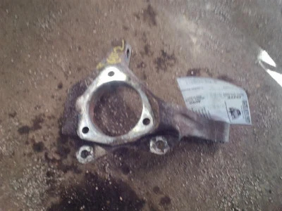 Passenger Front Spindle/Knuckle With ABS Opt JL9 Fits 01-05 CENTURY 263546 - Image 1 of 4