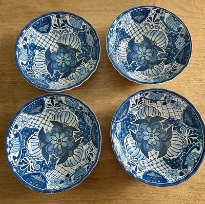 4 Cuencos Nicole Miller Azulejo Español Floral Melamina Festoneado Azul y Blanco 6.25" Foto 1 de 4