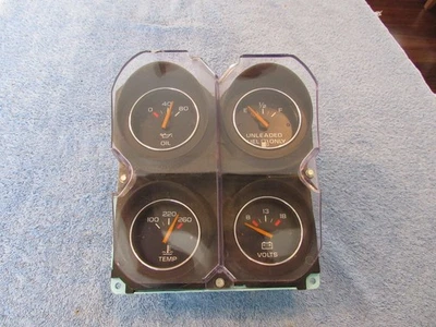 Nuevo de Lote Antiguo Pontiac Grand Prix o Bonneville Dash Rally Gauge Paquete Circa 1978-1987 Foto 1 de 4