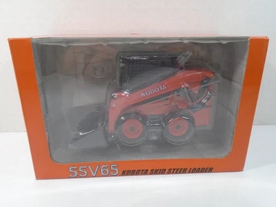 KUBOTA SKID STEER LOADER SSV65 (NEW) 1/24 SCALE - Image 1 of 4