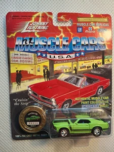 JOHNNY LIGHTNING MUSCLE CAR 1970 MUSTANG BOSS 302 LTD ED 06033 NIB 1:64 DIECAST - Bild 1 von 2