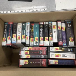 HUGE LOT of 22 YA JUNIOR AUDIOBOOKS on CD BY VARIOUS AUTHORS ex-library - Picture 1 of 8