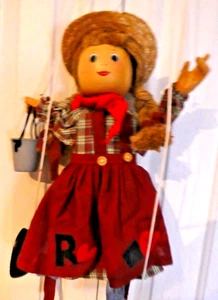 Vintage Marionette Bauernhof Mädchen Puppe Handarbeit 16 Zoll niedliche perfekte Puppe für Shows - Bild 1 von 5