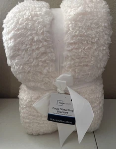 Mainstays Faux Shearing Cozy Soft Blanket Spread King Ivory 102 in x 90 in New - Picture 1 of 8