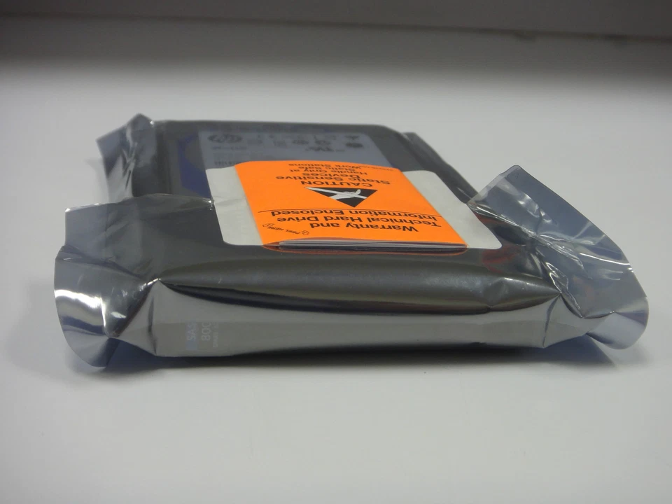 -- NEW IN BAG --870753-B21 HP 300GB 15K 2.5" 12 SAS SC ENT HARD DRIVE 870792-001 - Image 1 of 1