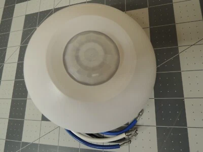 Leviton ODC0S-I1W 120V 1000W PIR Ceiling Occupancy Sensor Self-Contained - White - Image 1 of 4