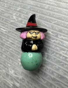 vintage DRAGON BALL Z Uranai Baba 1.5" PVC Figure - Picture 1 of 9