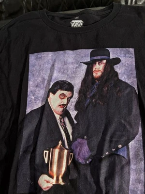 Camiseta The Undertaker Paul Bearer RIpple Junction L WWE Legends nueva sin etiqueta Foto 1 de 4
