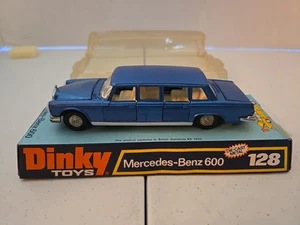 DINKY No.128 MERCEDES- BENZ 600 PULLMAN LIMOUSINE. ( MET. BLUE RARE BOX) - Picture 1 of 13
