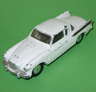 Corgi / 211M Studebaker Golden Hawk / Mechanical Model - Image 1 of 4