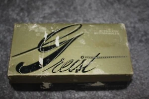 Ojal automático Greist vintage con caja/accesorios originales - Imagen 1 de 4