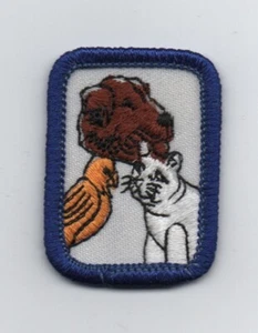 Pets, Interest Project Patch, Girl Scouts of America (1997) - Picture 1 of 1