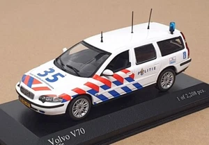 Minichamps 1/43 Scale 430 171896 - Volvo V70 Break Politie - White/Red/Blue - Picture 1 of 5