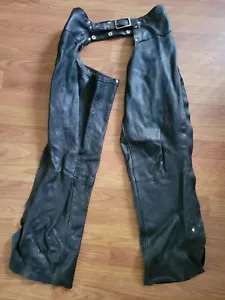 W.b. place Chaps Adult Medium Black Genuine Leather Motorcycle w/ Lining Men - Foto 1 di 4