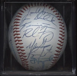 1995 Rochester Red Wings Team Signed BB 23 Sigs B & E - Picture 1 of 4