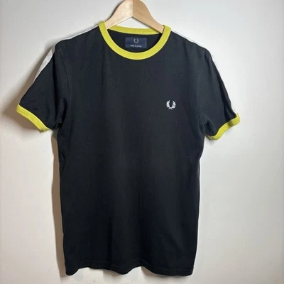 Футболка мужская Fred Perry с двойным наконечником размер Small сделано в Японии  - Изображение 1 из 4