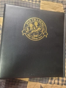 Walt Disney World WDW Mickey Pin Trading Binder Book 3 Ring book - Picture 1 of 3