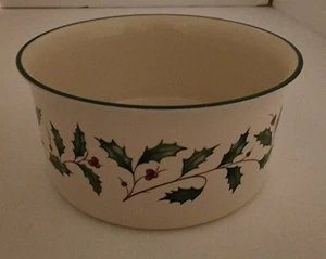 Lenox Holiday Holly & Berry Backgeschirr Gefrierschrank für Ofen zu Tisch 6 Zoll rund - Bild 1 von 7