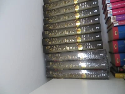 Joe Hill - Heart Shaped Box  Sealed Signed & Numbered ltd Edition + reading copy - Image 1 of 4