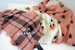 "NUEVO CON ETIQUETAS Coach F86088 PATCHWORK ENVOLTURA bufanda rubor Muilti 50"" x 70" - Imagen 1 de 2