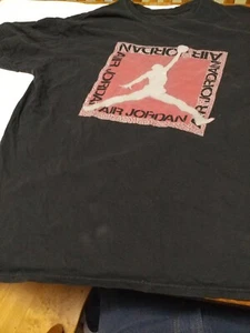 Nike Air Jordan JUMPMAN LOGO Black Red Square Men's Short Sleeve T-Shirt - Lg  - Picture 1 of 8