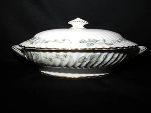 Minton Greenwich Covered Vegetable Bowl Made in England - Picture 1 of 2