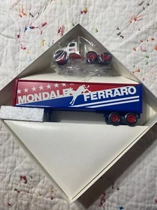Winross Presidential Election 1984 Mondale/Ferraro Truck And Trailer - Picture 1 of 7