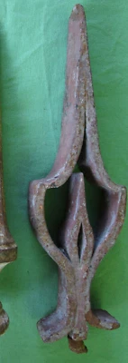 Gros embout ancien fonte fer décoration centrale portail imposte Hauteur 26,5 cm - Photo 1/4