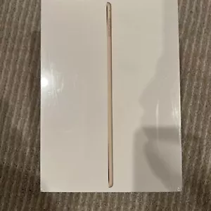 Apple iPad Air 2 16GB, Wi-Fi + Cellular (Unlocked), 9.7in - Gold - Picture 1 of 2