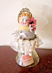 Kunst NIVEAU - antike GEFRORENE CHARLOTTA Puppenfigur / Weinglas - Bild 1 von 4