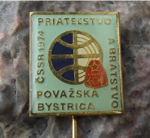 1974 Svazarm Czech Army Military Reserves Comrades & Brothers Exercise Pin Badge - Picture 1 of 5