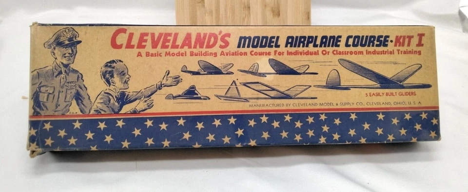 RARE! VINTAGE CLEVELAND'S MODEL AIRPLANE COURSE-KIT I AIR YOUTH OF AMERICA - Image 1 of 4