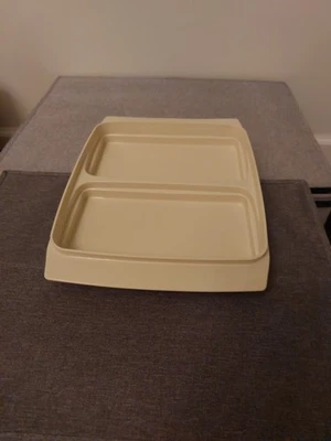 Bandeja de repuesto Tupperware Beige Deviled Egg Keeper 723 SOLO Foto 1 de 4