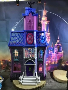 Disney Jr. Vampirina Scare B&B Doll Play House Mansion With Figures - Picture 1 of 10