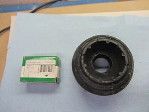 Volkswagen Upper Strut Mount Parts, 357412331A, 1J0412249 - Picture 1 of 11
