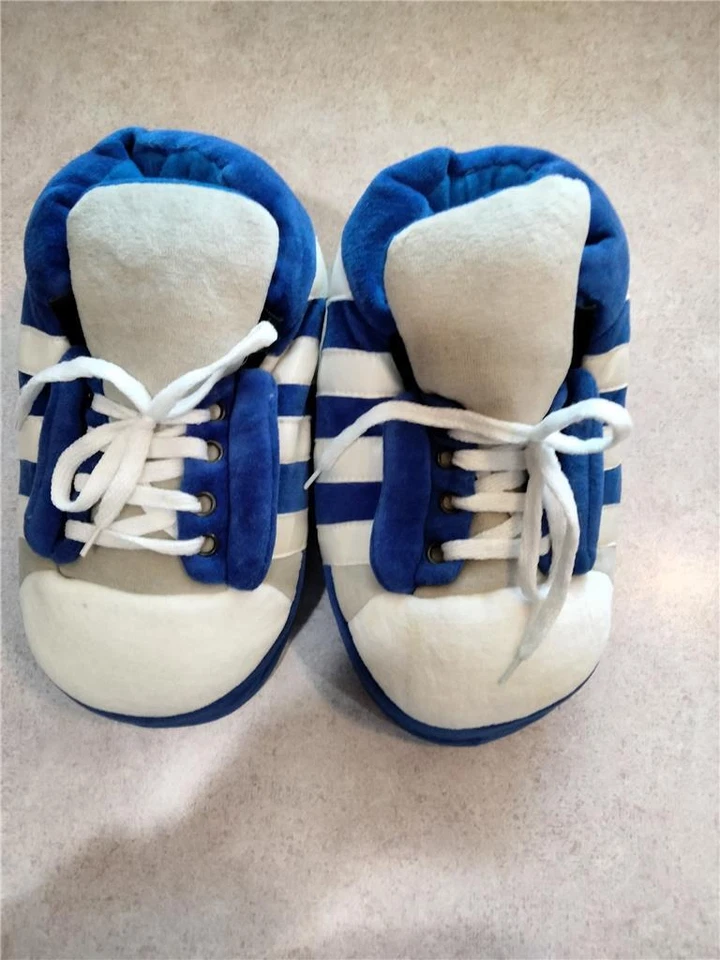 NUEVAS ZAPATILLAS A RAYAS CÓMODAS OVERSIZE AZULES Y BLANCAS - TALLA PEQUEÑA 1-5 Foto 1 de 2