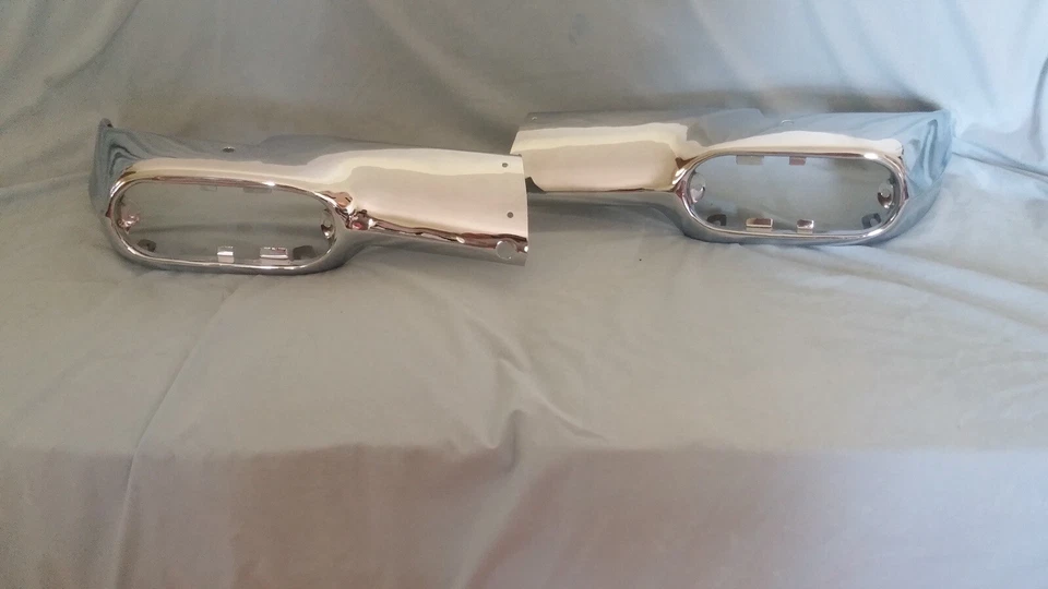 1954 Chevy Parking Light Housing  - Bild 1 von 1