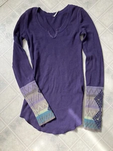 Free People 'Art School' Thermal Tee Medium Purple Embellished Sleeve Southwest - Picture 1 of 6