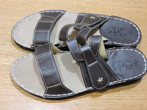 TKEES Comfort Trendz Women's Slide Sandals Hook & Loop SZ 8M nwob