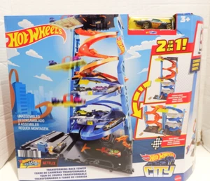 Hot Wheels City Transforming Race Tower 2 in 1 Raceway Track Set + 1 Car - Picture 1 of 10