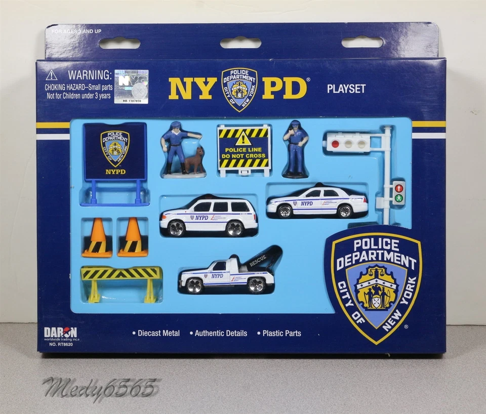 Departamento de Policía de Nueva York (NYPD) Juego 2 "12 Piezas" Foto 1 de 2