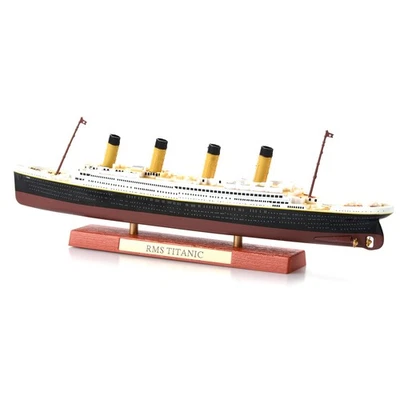 White and Yellow 1/1250 Diecast TITANIC Cruise Ship Boats Boat Alloy Model - Image 1 of 4
