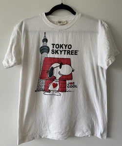 VINTAGE 90s Peanuts Joe Cool Tokyo Skytree Japan Snoopy Grafik T-Shirt - Bild 1 von 4