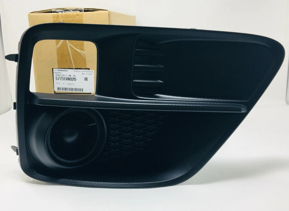 Bisel de cubierta de luz antiniebla derecha Subaru WRX y STi 2015-2017 nuevo 57731VA020 fabricante original Foto 1 de 1