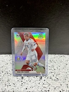 Mosaic UEFA 2021 Euro Soccer Ivan Oblyakov plata Prizm - Imagen 1 de 2